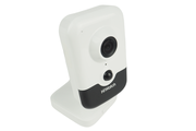 DS-I214(B) (4 mm) HiWatch Фиксированная IP камера, объектив 4мм, 2Мп, POE, встроенный микрофон, microSD