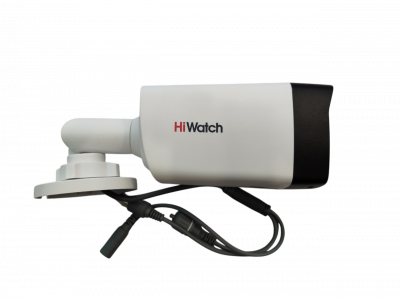 DS-T520A (2.8mm) HiWatch Уличная цилиндрическая HD-TVI видеокамера, объектив 2.8мм, 5Мп, ИК, микрофон, microSD